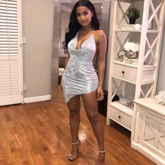 Fashion Nova Sparkly Martini Silver Halter Y2K silver backless dress size M - Picture 3 of 9